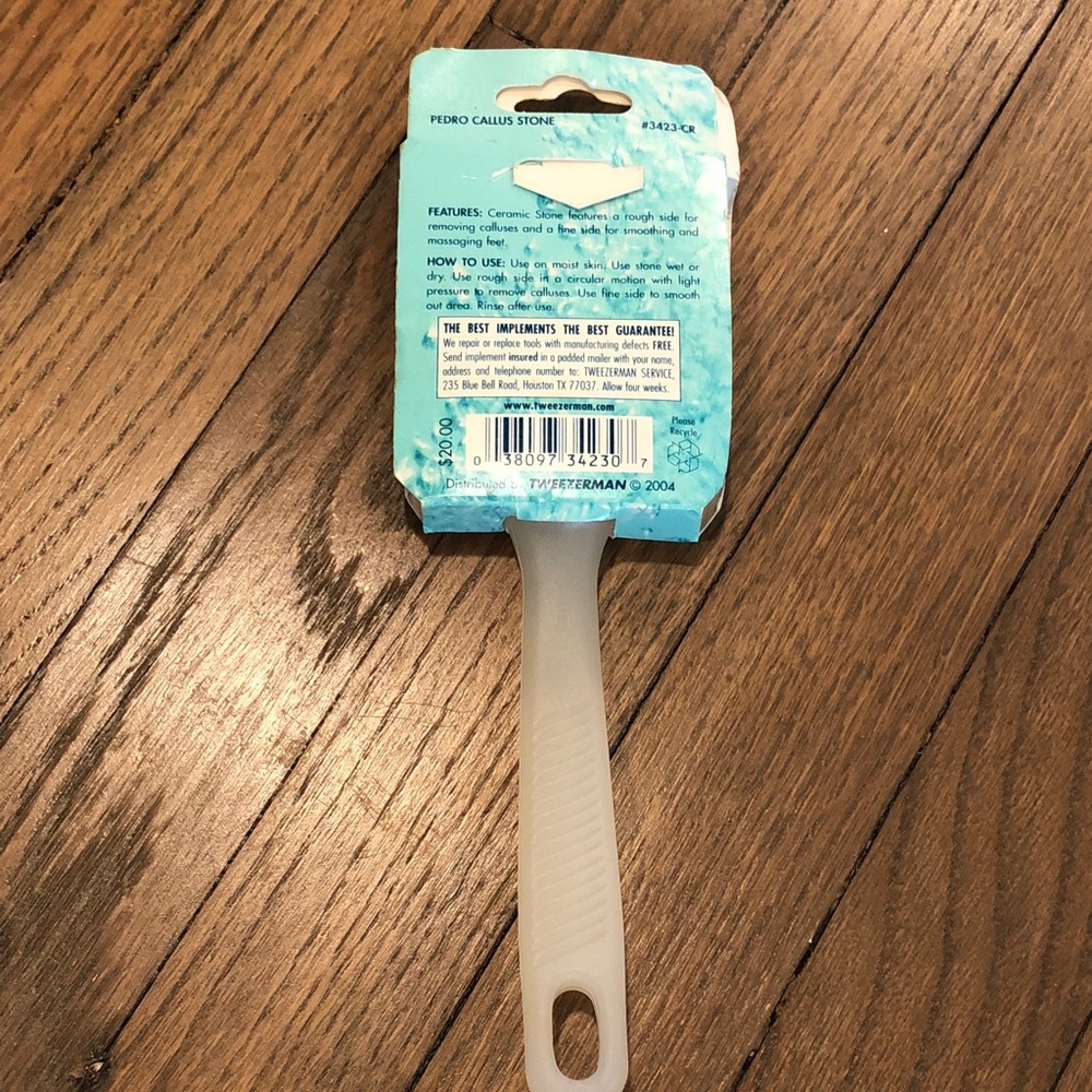 Exfoliating Gloves, Tanning Mitt, and Tweezerman Pedro Callus Stone Set - Picture 7 of 9